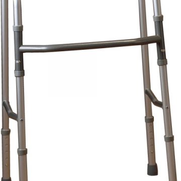 Caminador fijo y de pasos. Avanza alternativamente a izquierda y derecha. regulable en altura. Peso 2,5 kg.